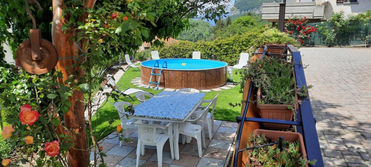 Apartmán La Terrazza Casa Vacanza Carenno Exteriér fotografie