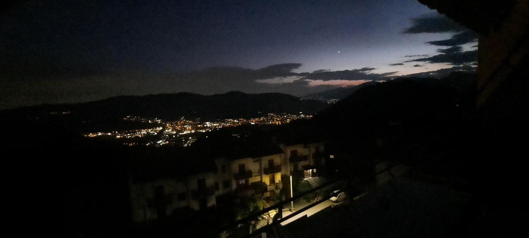 Apartmán La Terrazza Casa Vacanza Carenno Exteriér fotografie