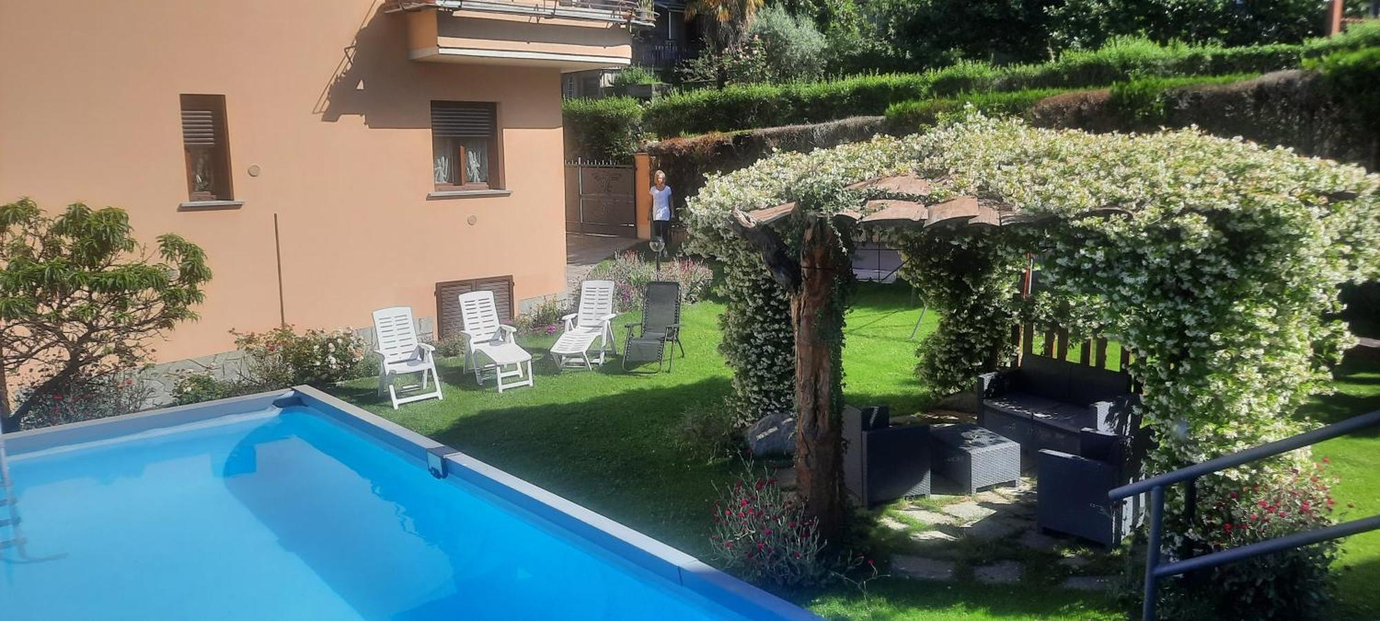 Apartmán La Terrazza Casa Vacanza Carenno Exteriér fotografie